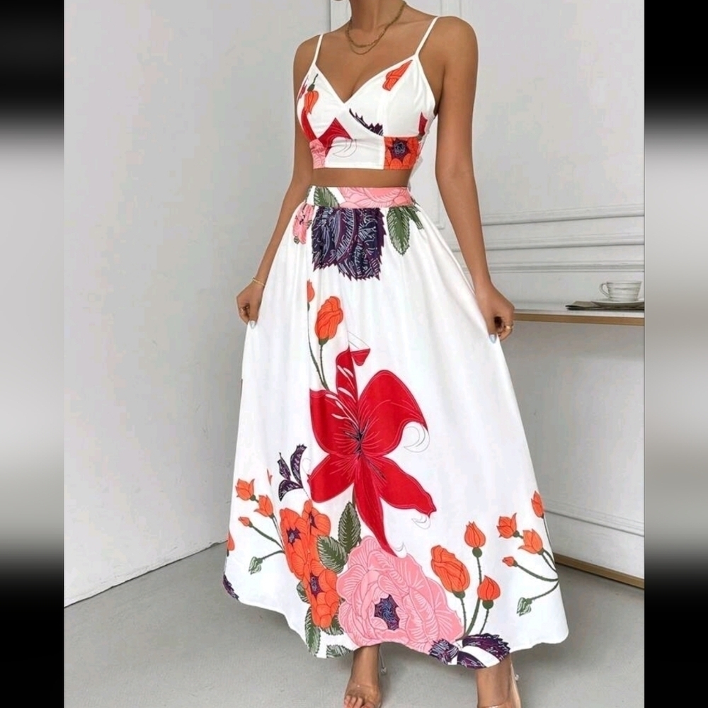 Women Floral PrintCrop Cami Top And Skirt Set, For Summer - Picture 2 of 5
